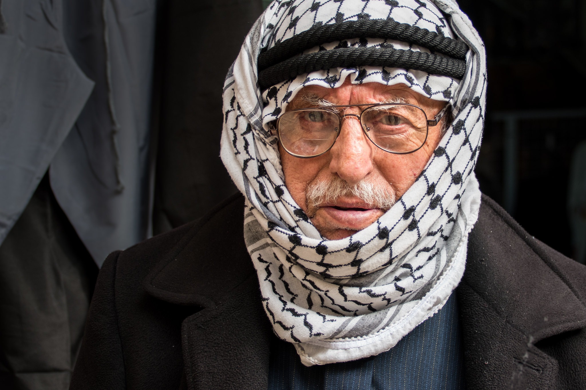 SOUTENEZ LES MAINTENANT